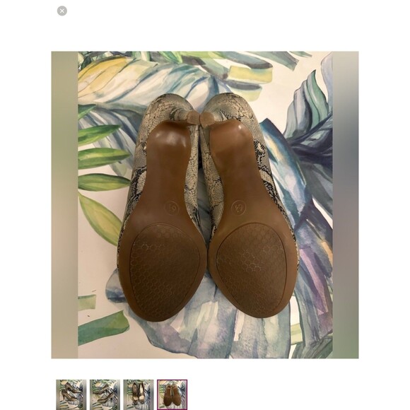 Mossimo Women's Faux Snake Skin Leather Heels Pumps Size 6.5 Grey Cream Classic - Picture 4 of 5